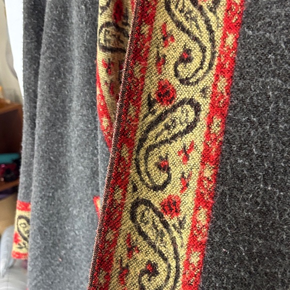 Source Unknown Multicolor Patterned Sweater - Picture 3 of 5